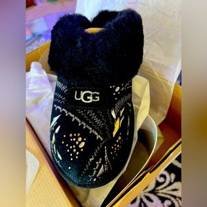 Brand New UGG COQUETTE GOLD BURST SLIPPERS NEW OUT BOX & EXTRA GEMS 💎 SIZE9